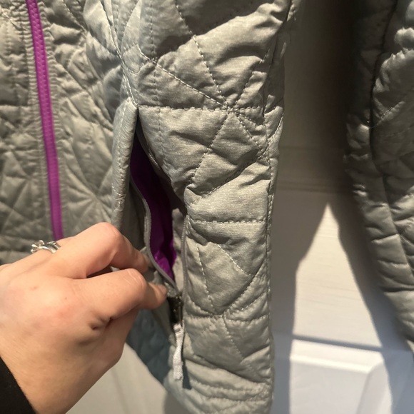 The North Face Womens Tamburello Jacket Heather Grey /Purple Size Small NWOT - Picture 7 of 8